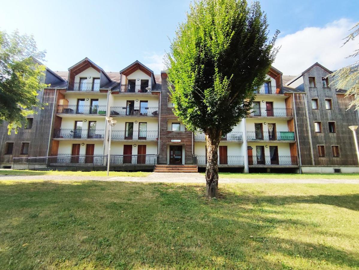 Апартаменты Le Flocon, T2, Wifi, Vue Montagne, Parking Gratuit, 4 Personnes Bagneres-de-Luchon Экстерьер фото